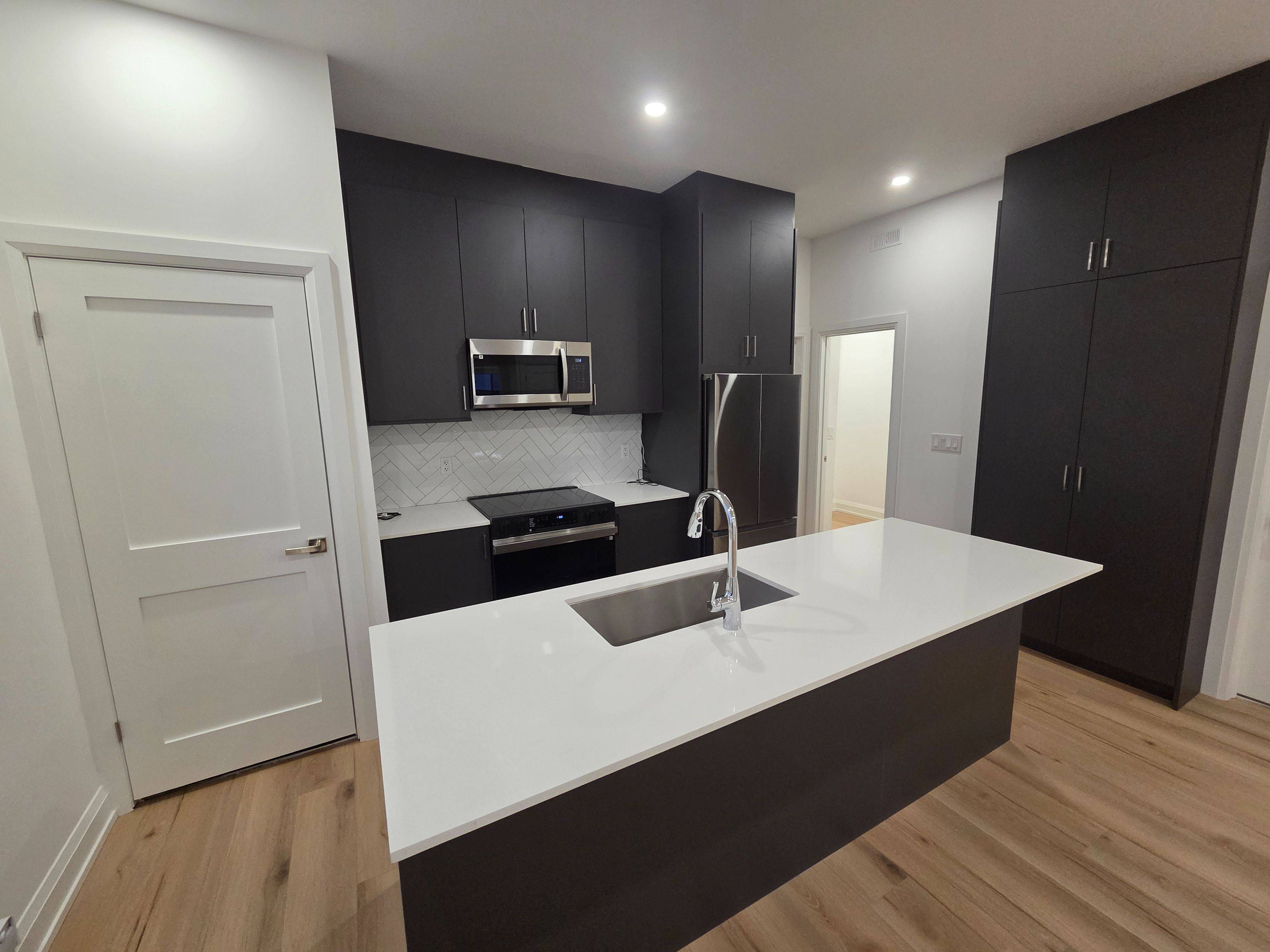 Toronto C03, ON M6C 3E7,55 Camberwell RD #3