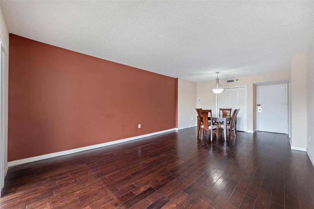 Hollywood, FL 33021,3850 Washington St #315