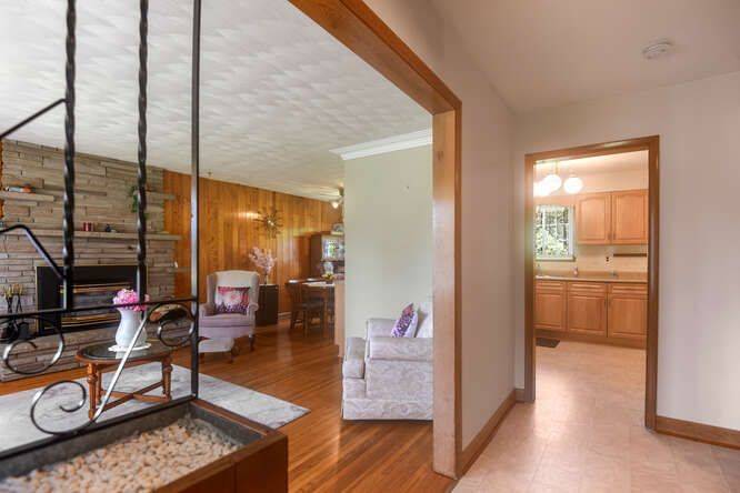 Elizabethtown-kitley, ON K6V 5T3,1190 County Rd 2 RD