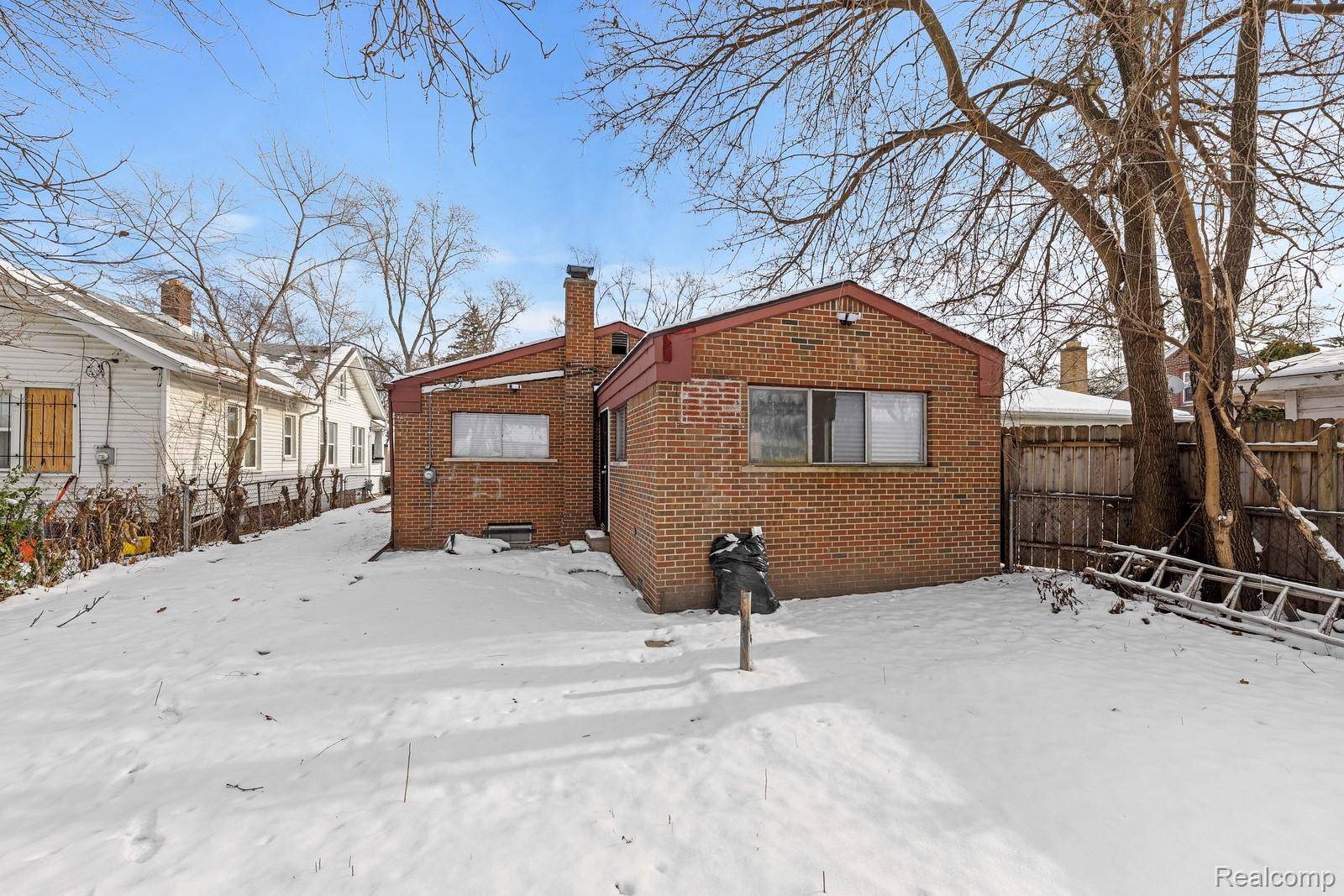 Detroit, MI 48235,19925 Winthrop ST