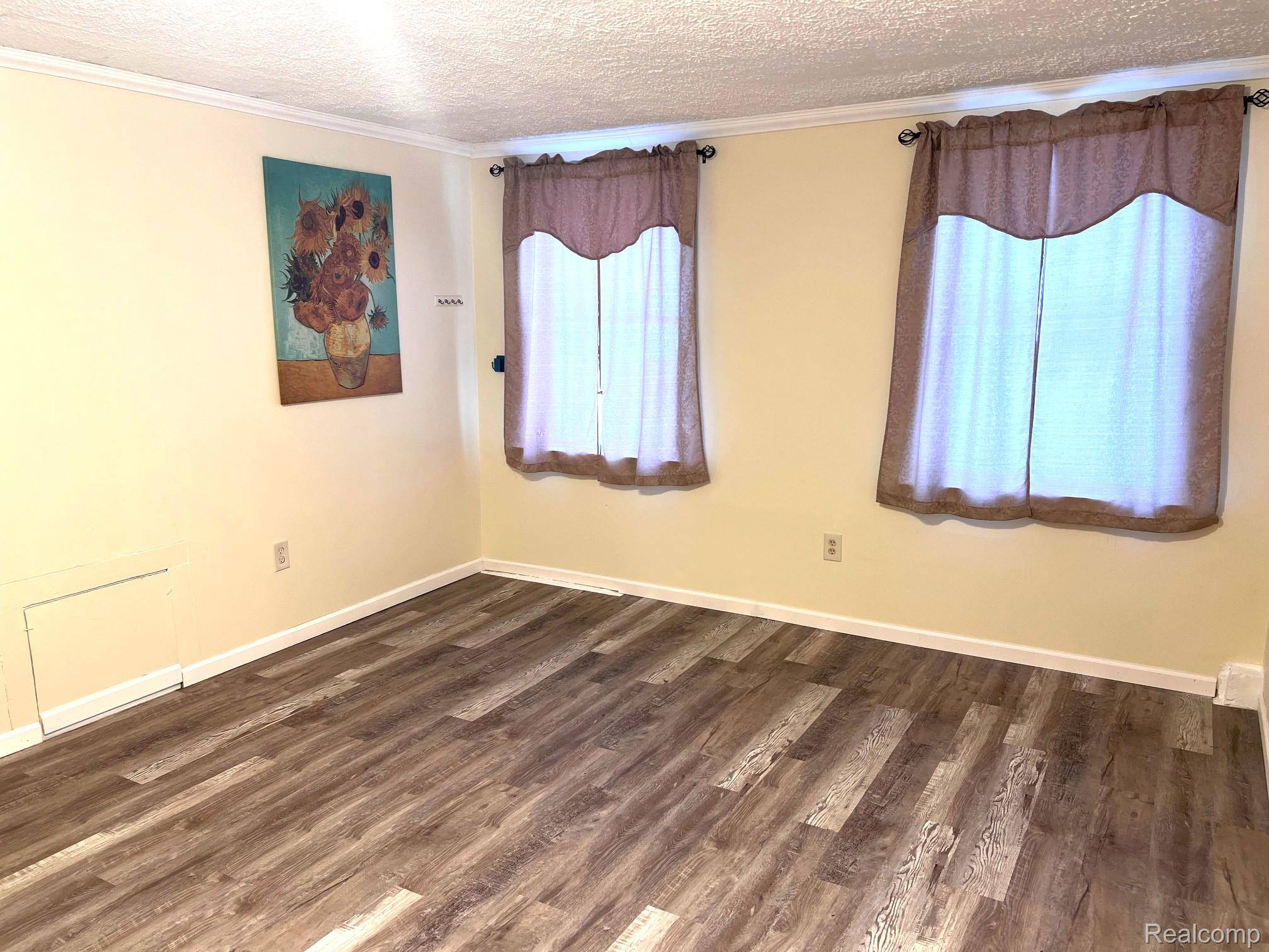 Morrice, MI 48857,105 W South ST