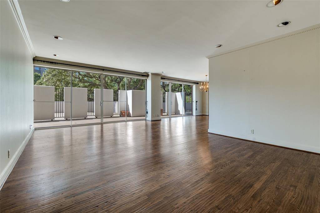 Dallas, TX 75219,3601 Turtle Creek Boulevard #T3