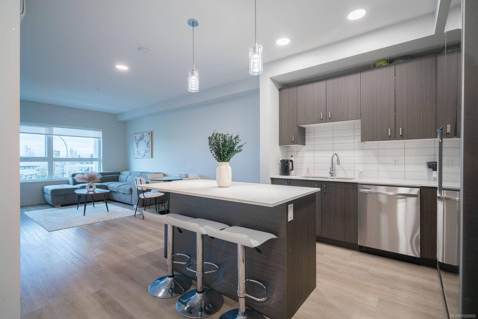 Parksville, BC V9P 0H7,140 Jensen Ave W #209