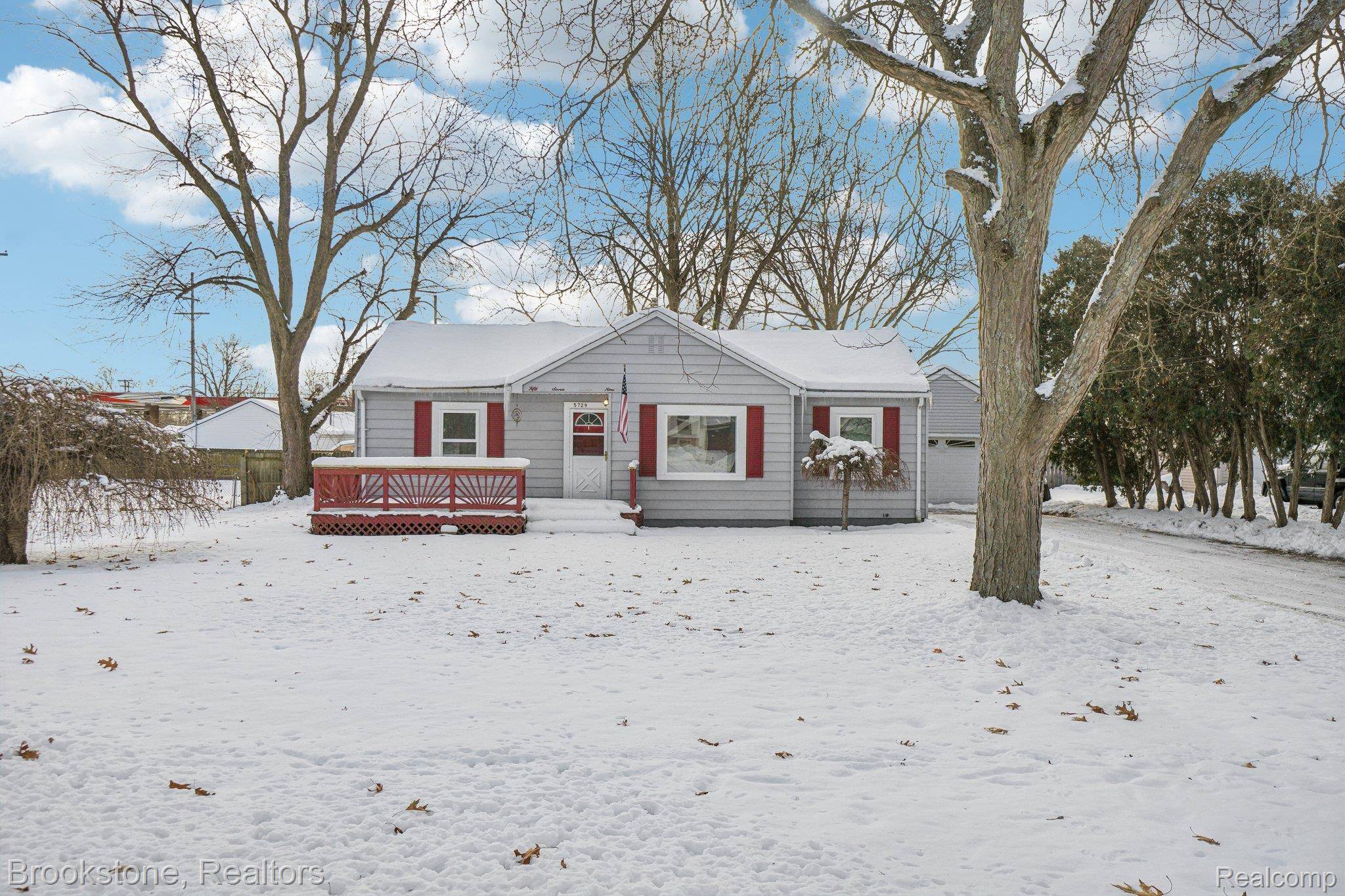 Waterford, MI 48327,5729 Graves ST