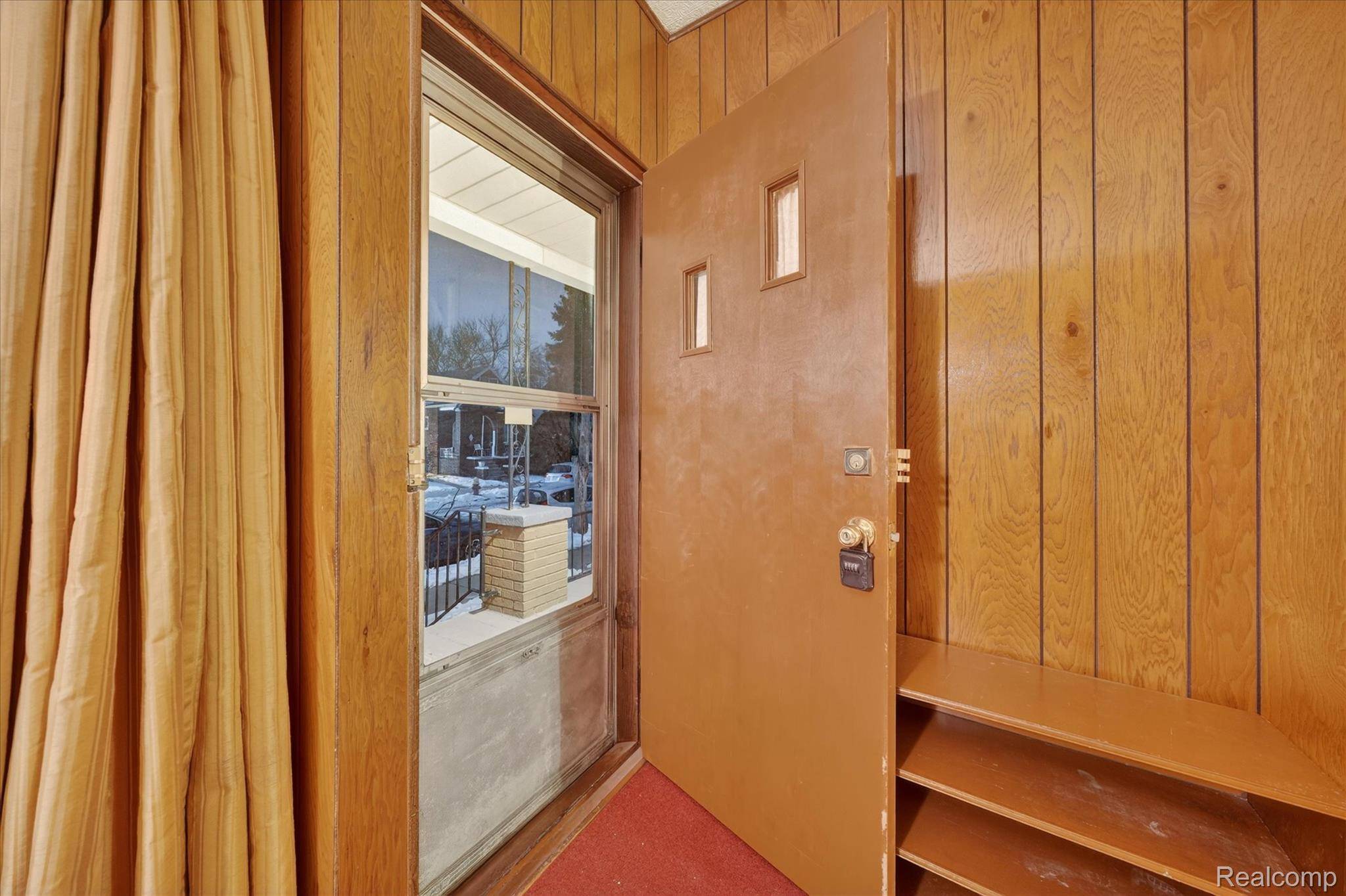 Detroit, MI 48212,5086 Casmere ST