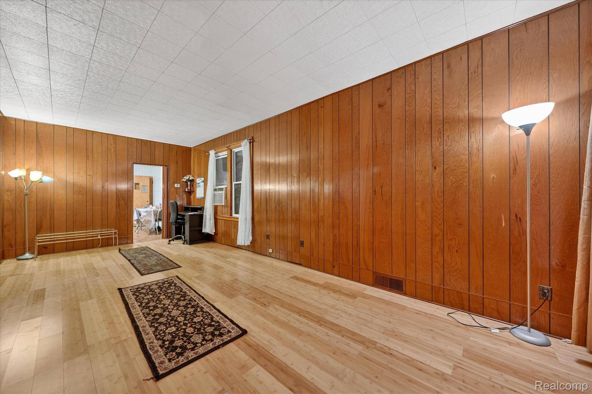 Detroit, MI 48212,5086 Casmere ST