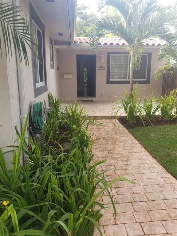 Miami, FL 33133,2369 Overbrook St