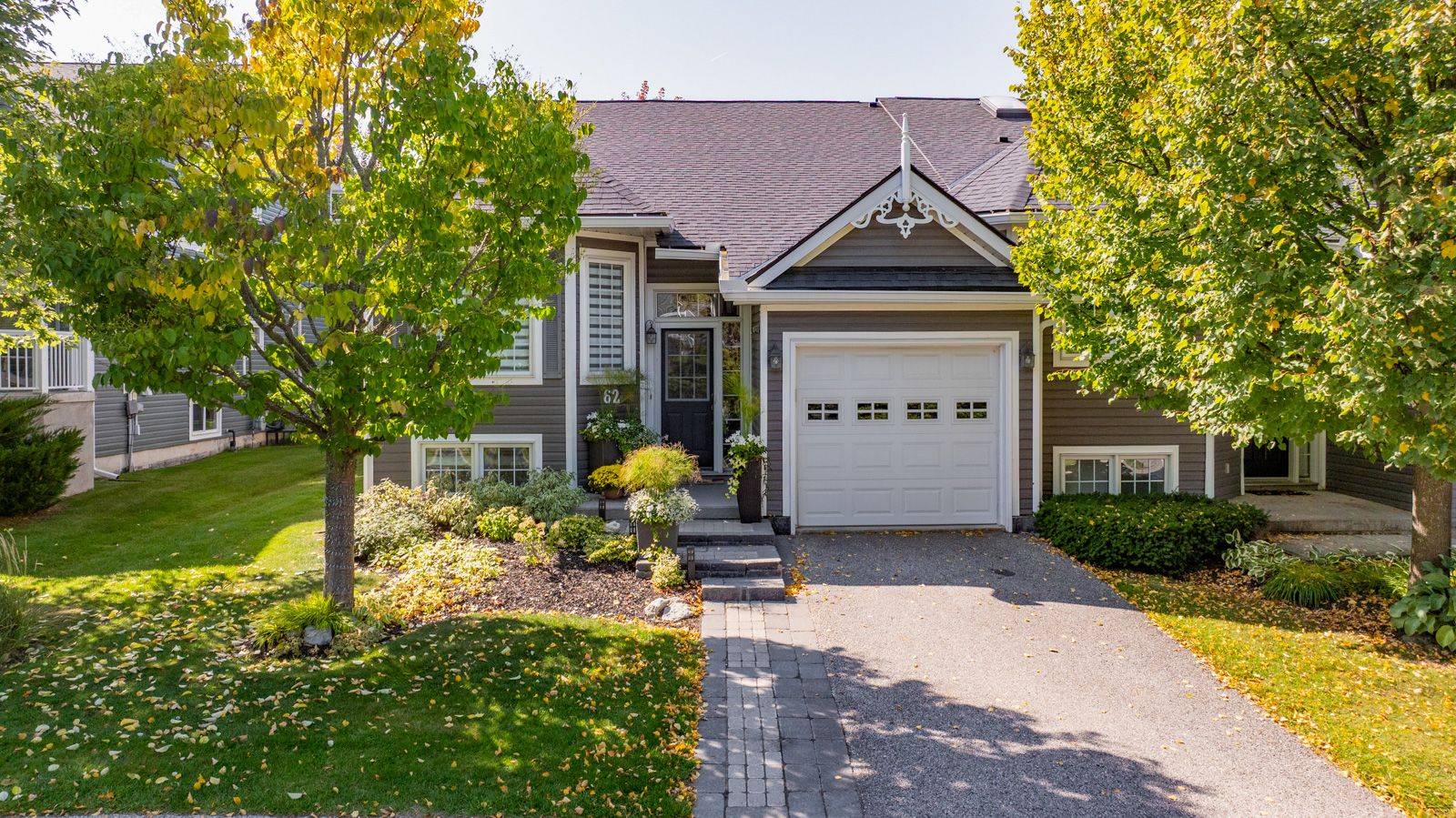 Collingwood, ON L9Y 5J2,62 Green Briar DR