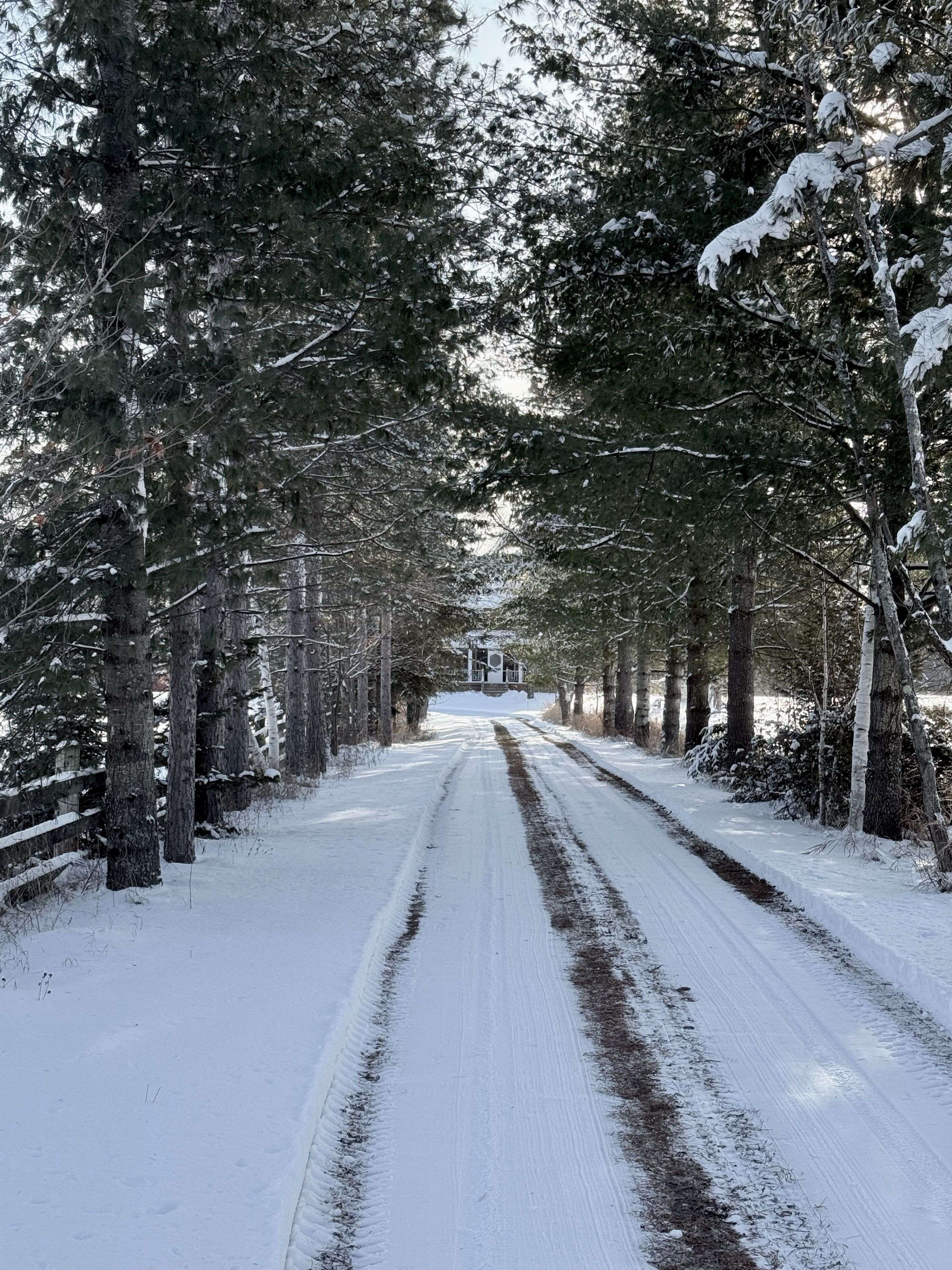 Montague, ON K7A 4S4,299 McGuire RD