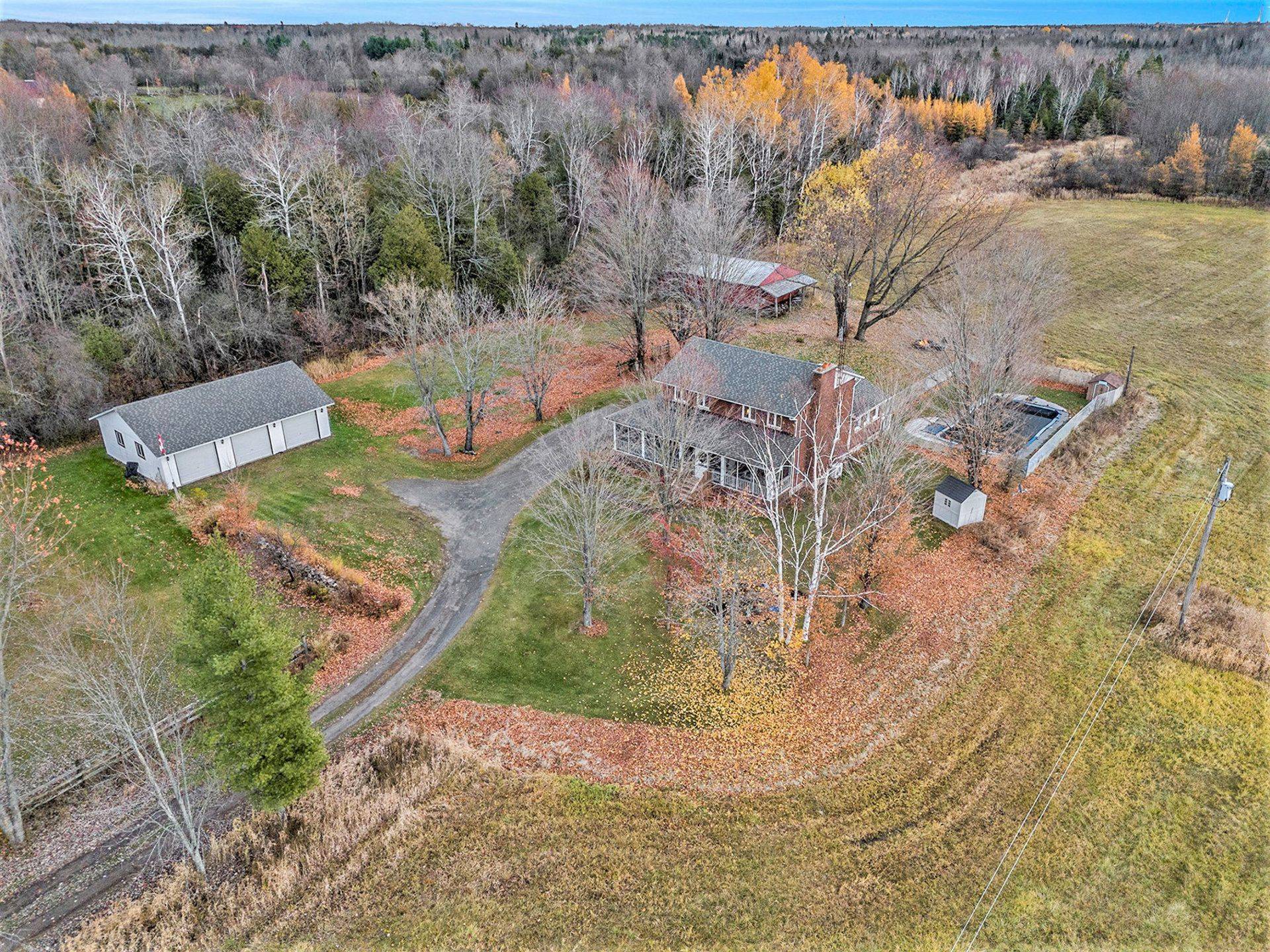 Montague, ON K7A 4S4,299 McGuire RD