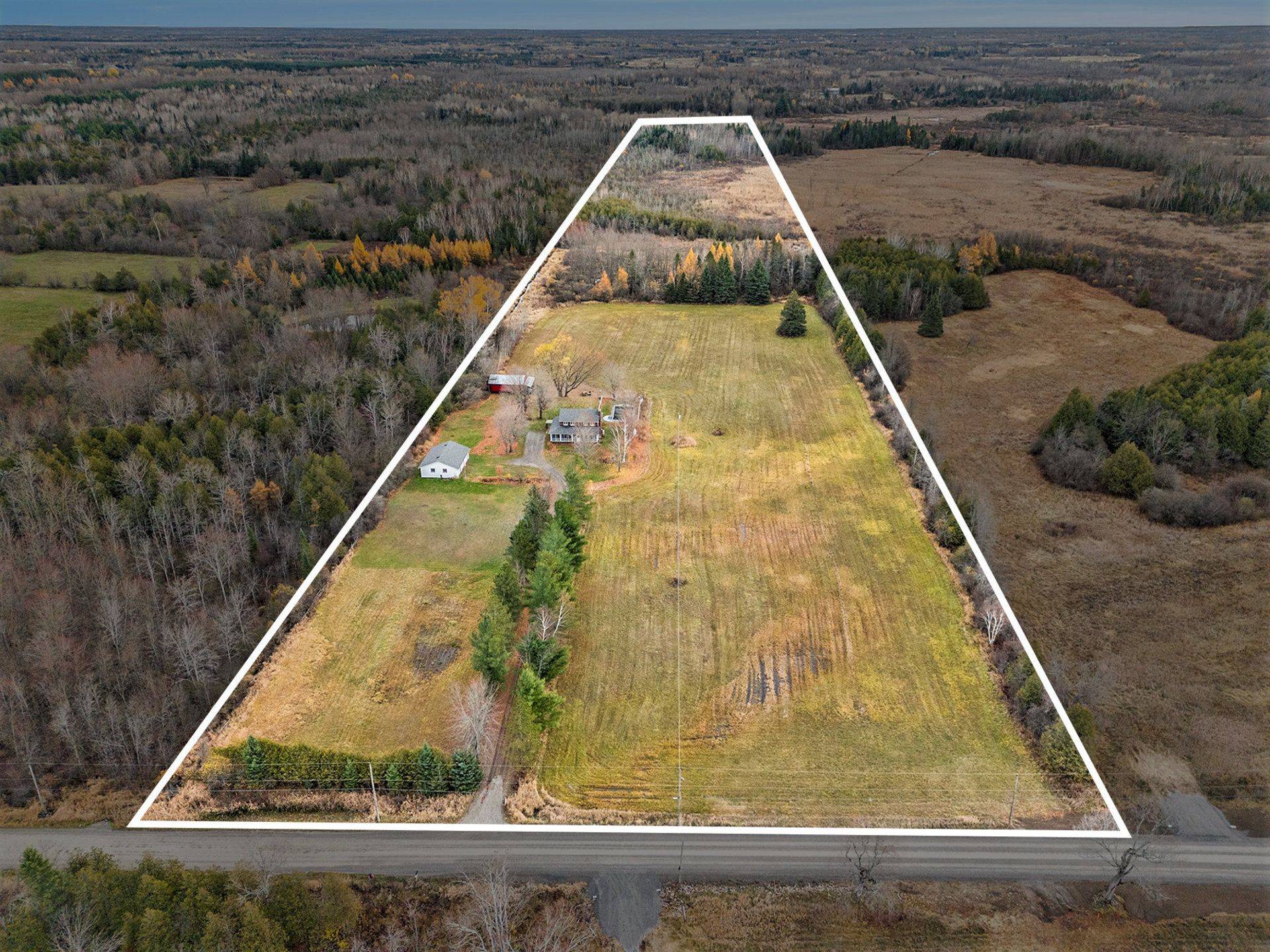 Montague, ON K7A 4S4,299 McGuire RD