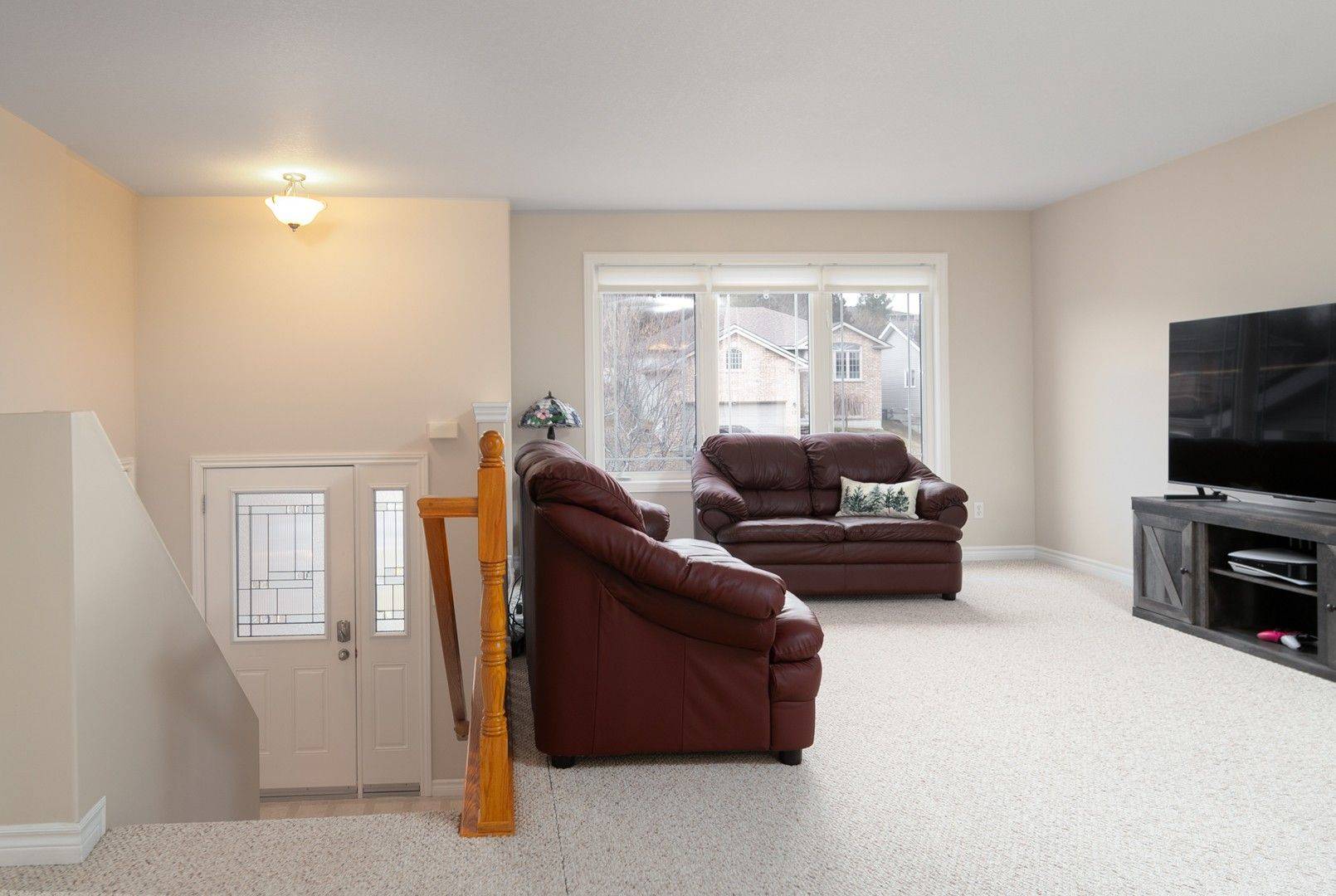 Quinte West, ON K0K 2C0,28 Kyle CT