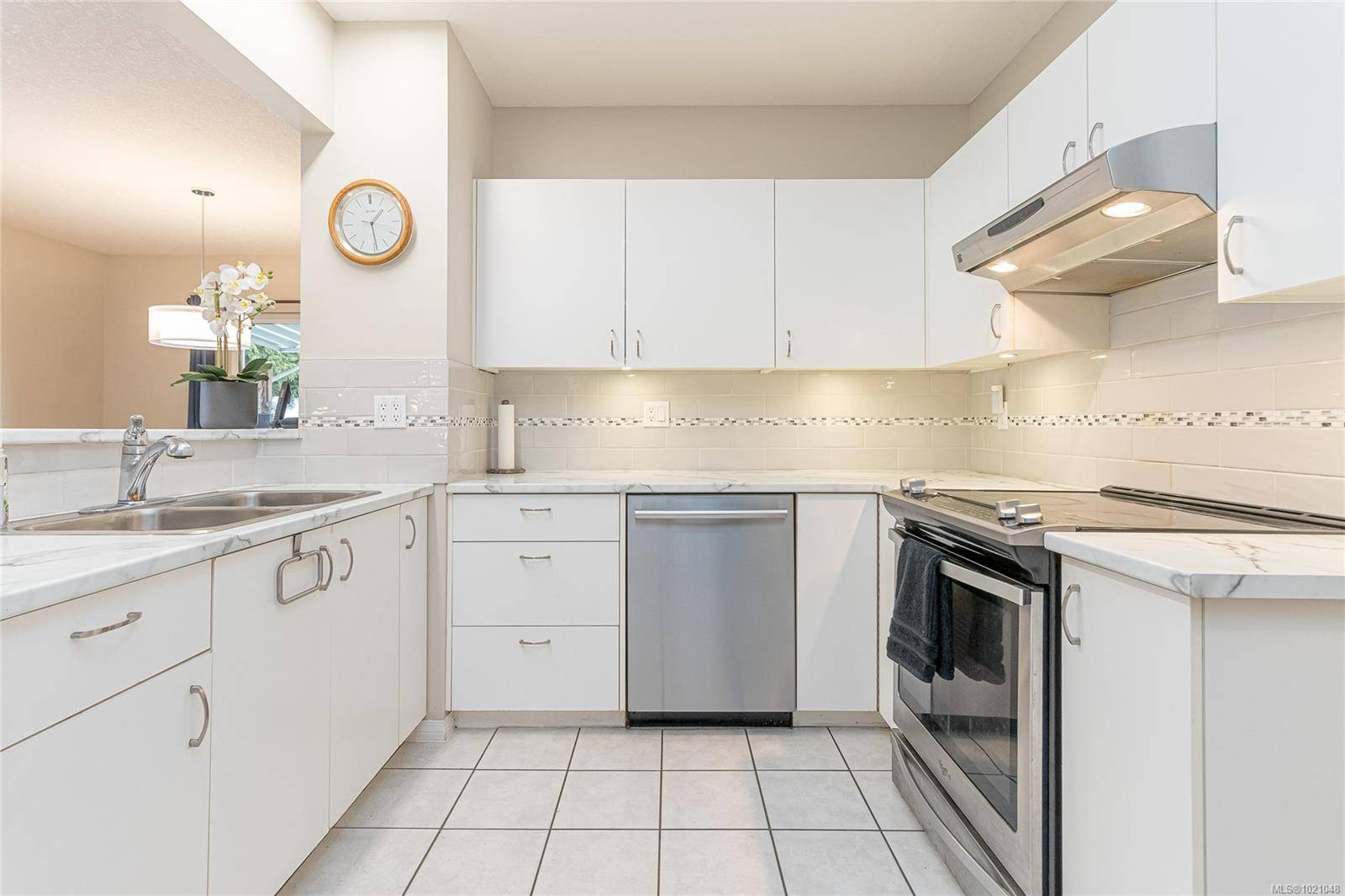 Parksville, BC V9P 2K7,635 Blenkin Ave #128