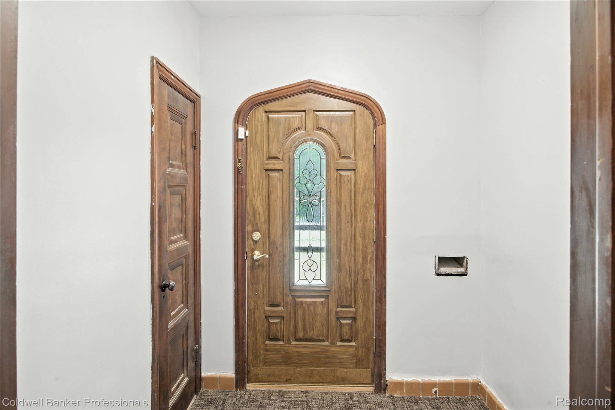 Detroit, MI 48221,17204 Wildemere ST