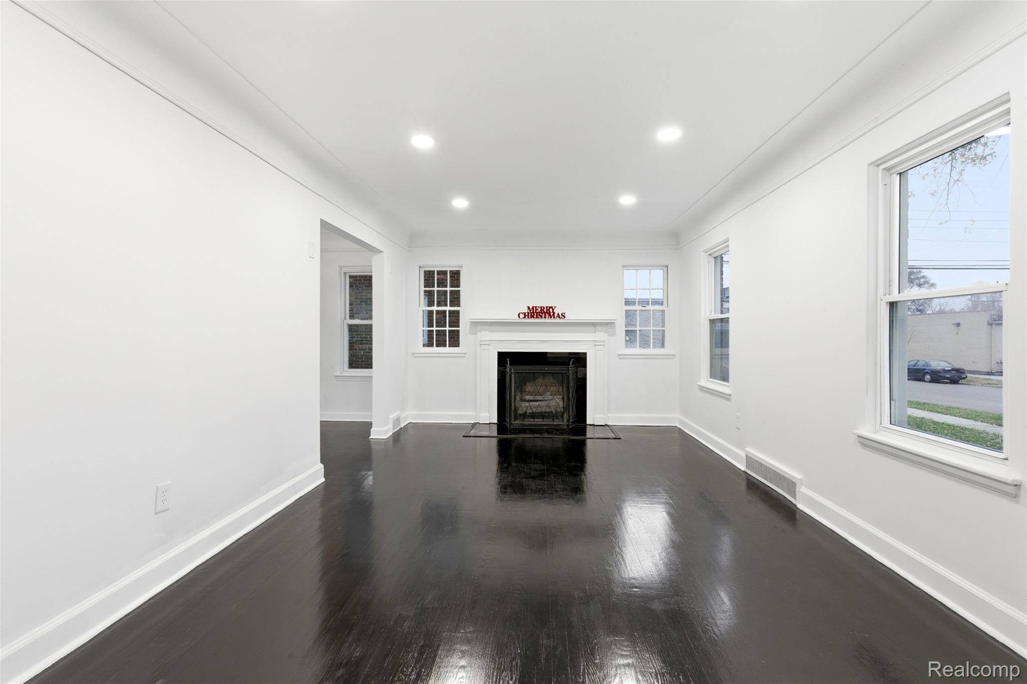 Detroit, MI 48235,17134 Ward AVE