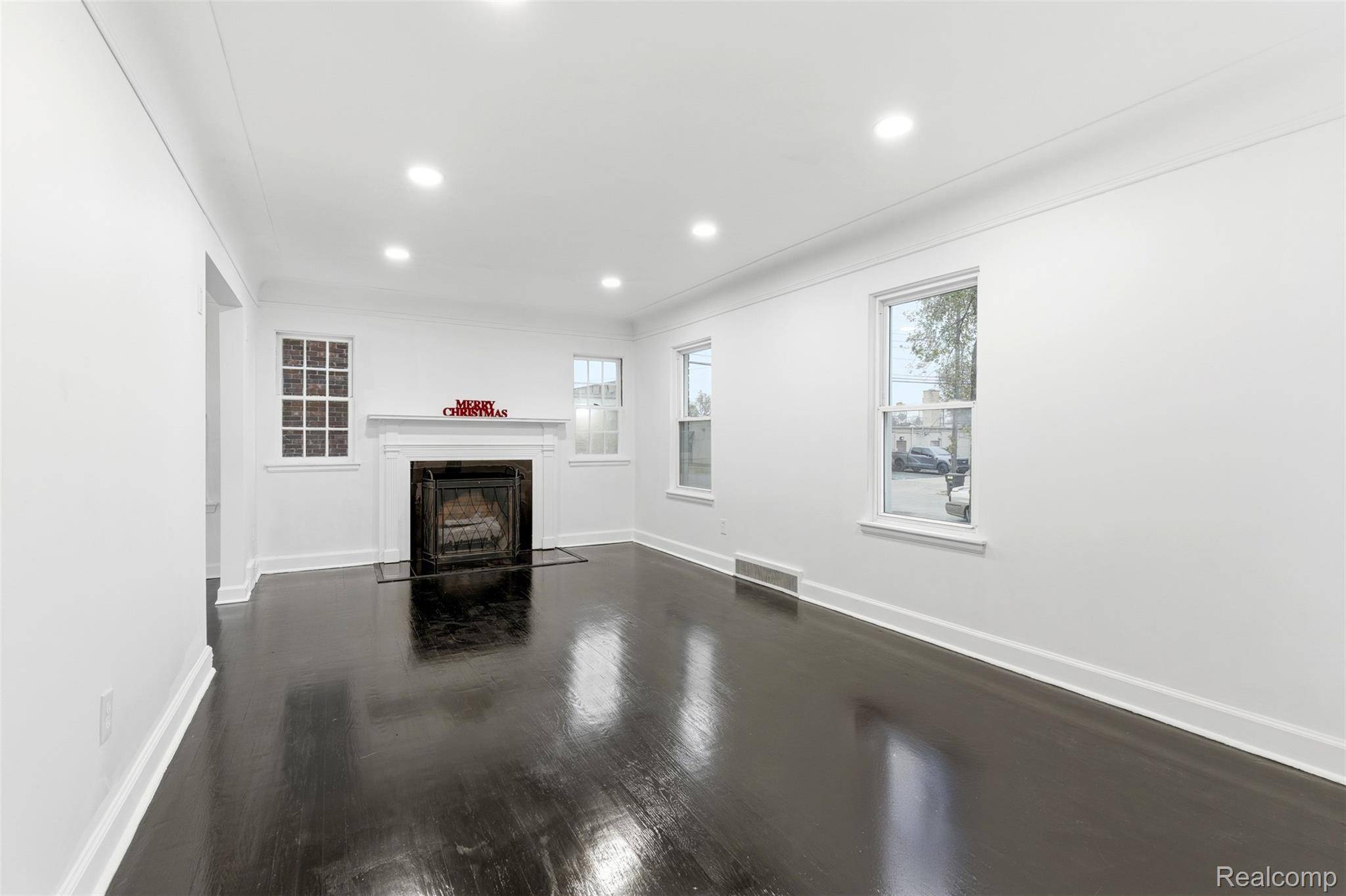 Detroit, MI 48235,17134 Ward AVE