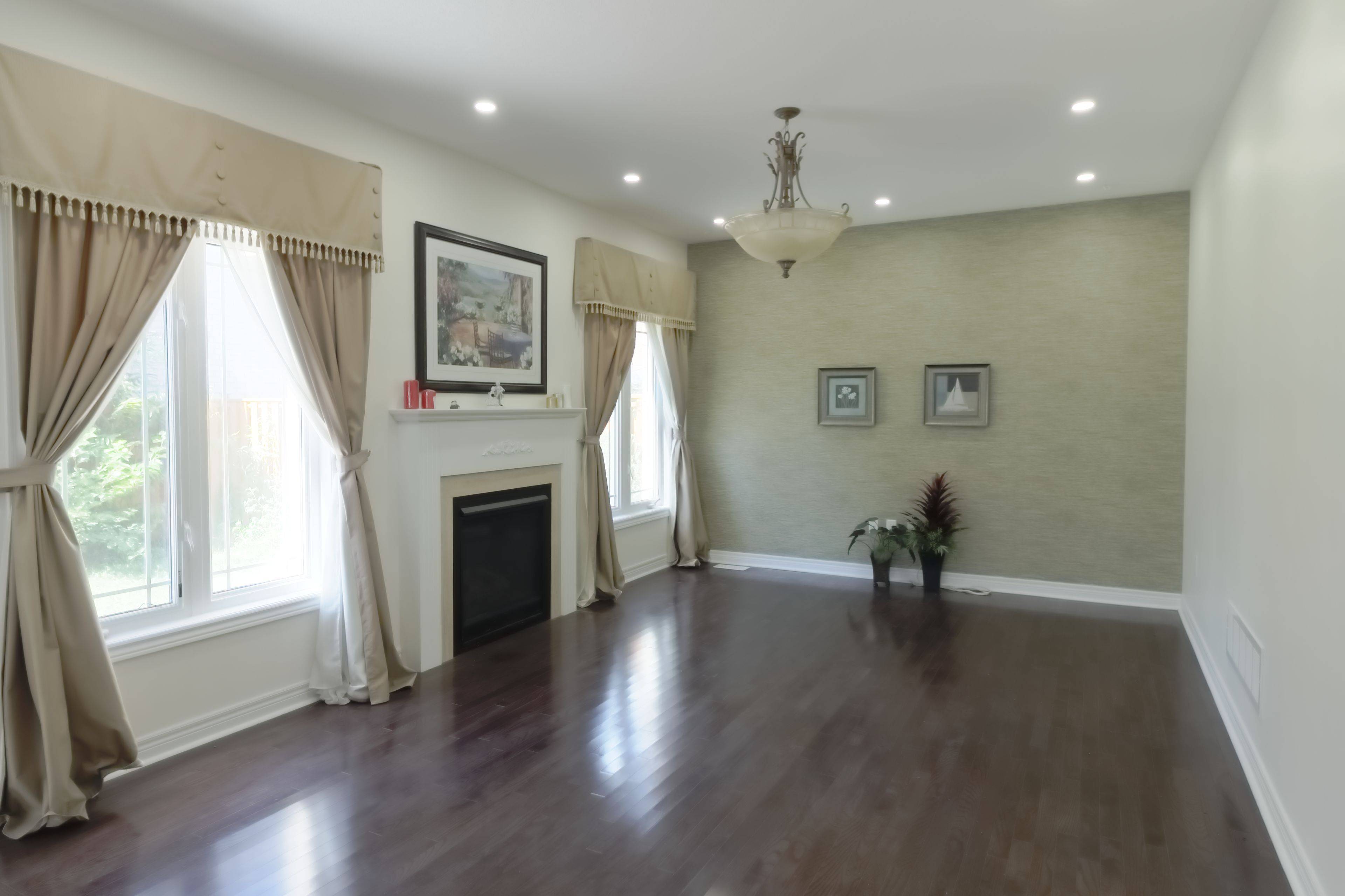 Ajax, ON L1Z 0M2,18 Snowling DR