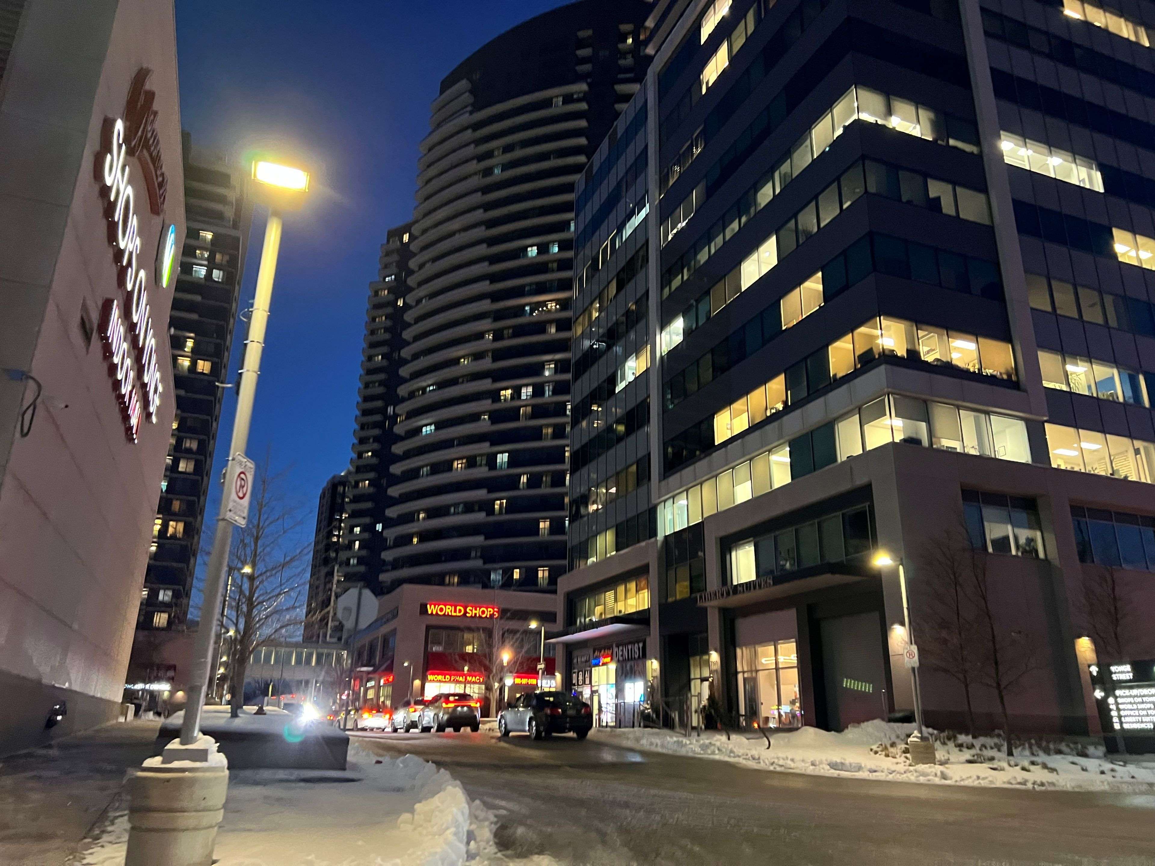 Markham, ON L3T 0C8,7163 Yonge ST #135