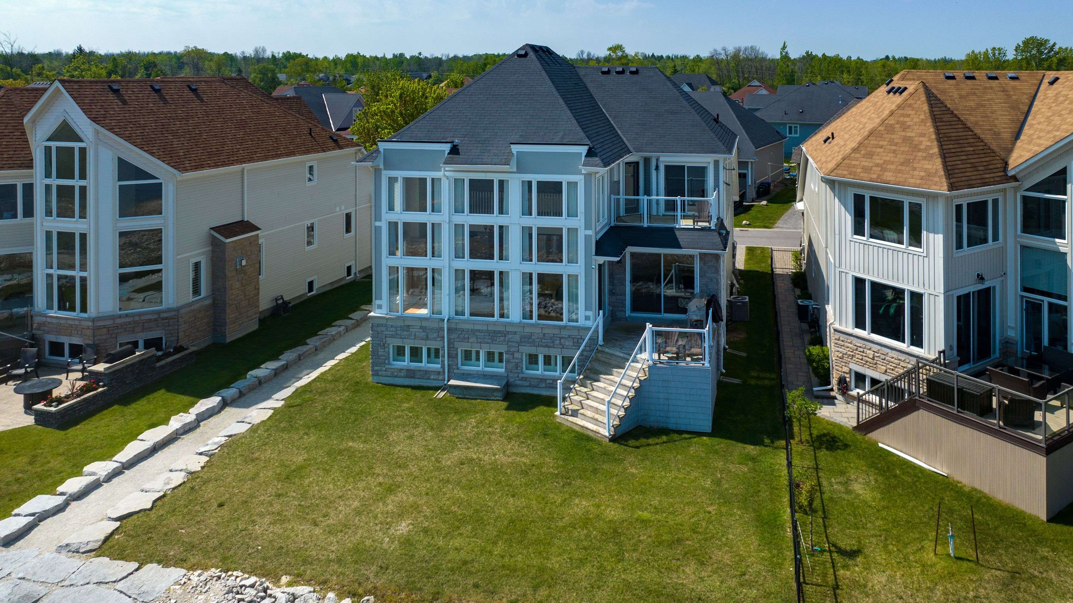 Wasaga Beach, ON L9Z 0E9,61 Waterview RD