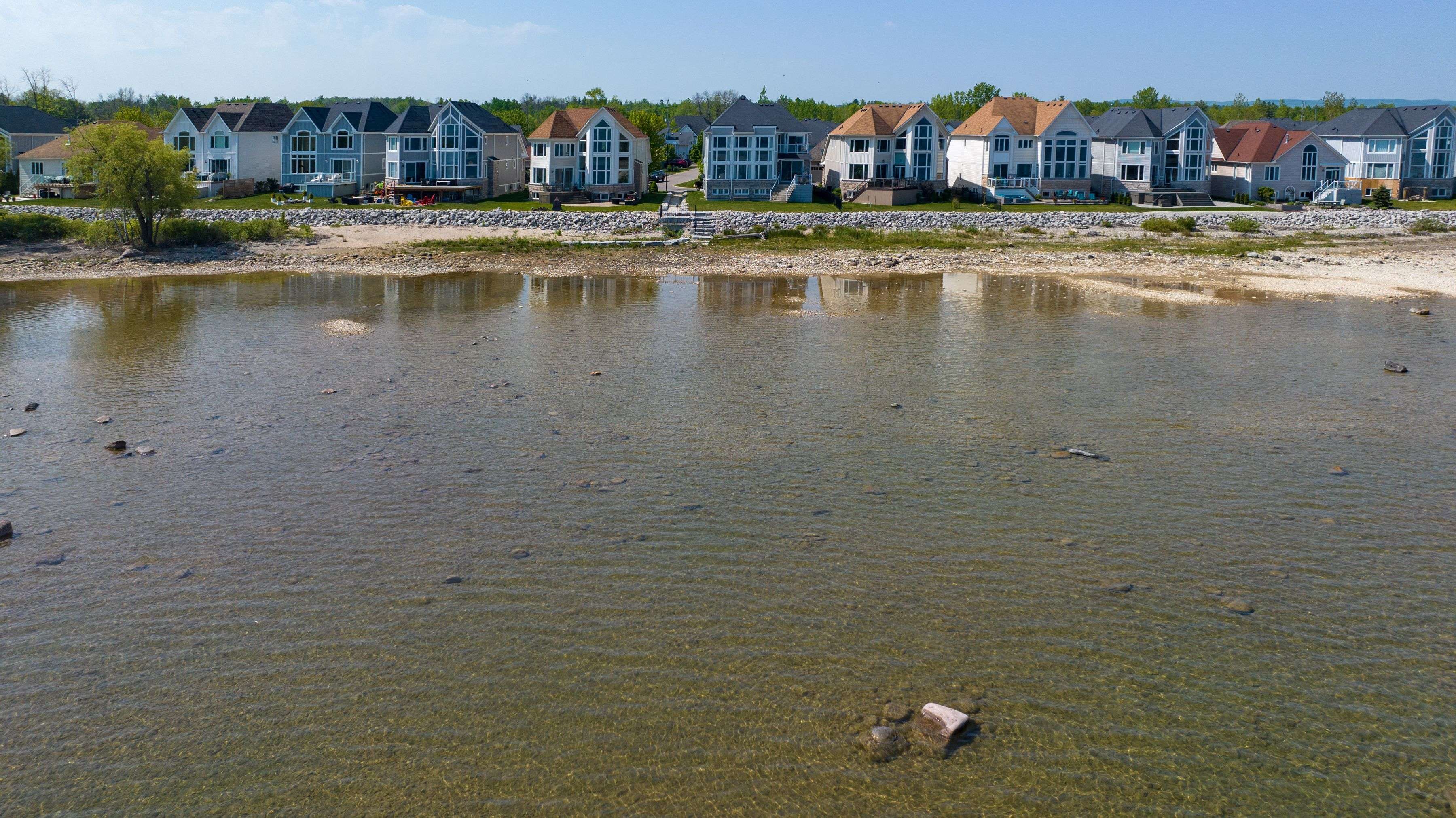 Wasaga Beach, ON L9Z 0E9,61 Waterview RD