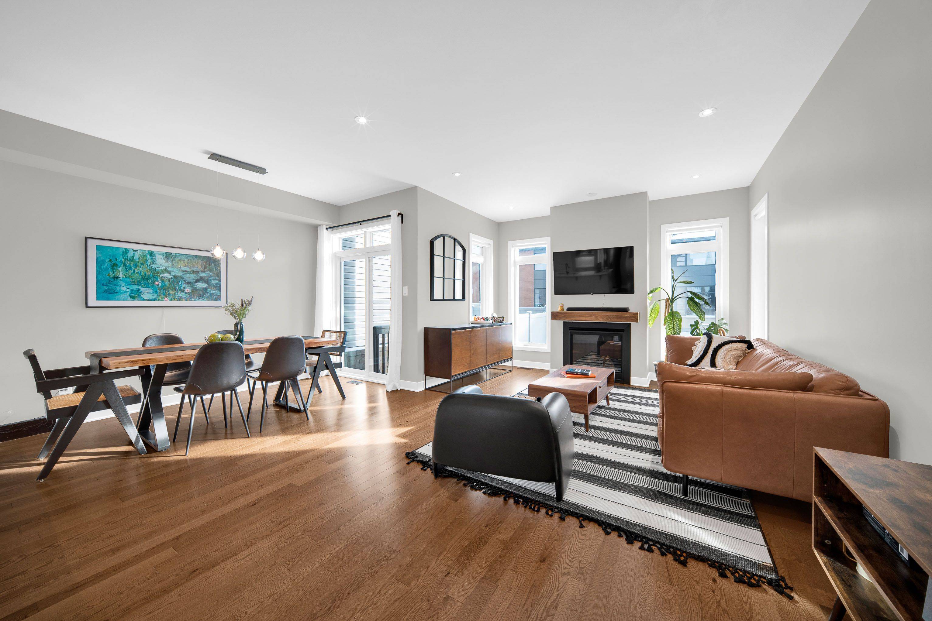 Blossom Park - Airport And Area, ON K1X 0C7,726 Octave GRV