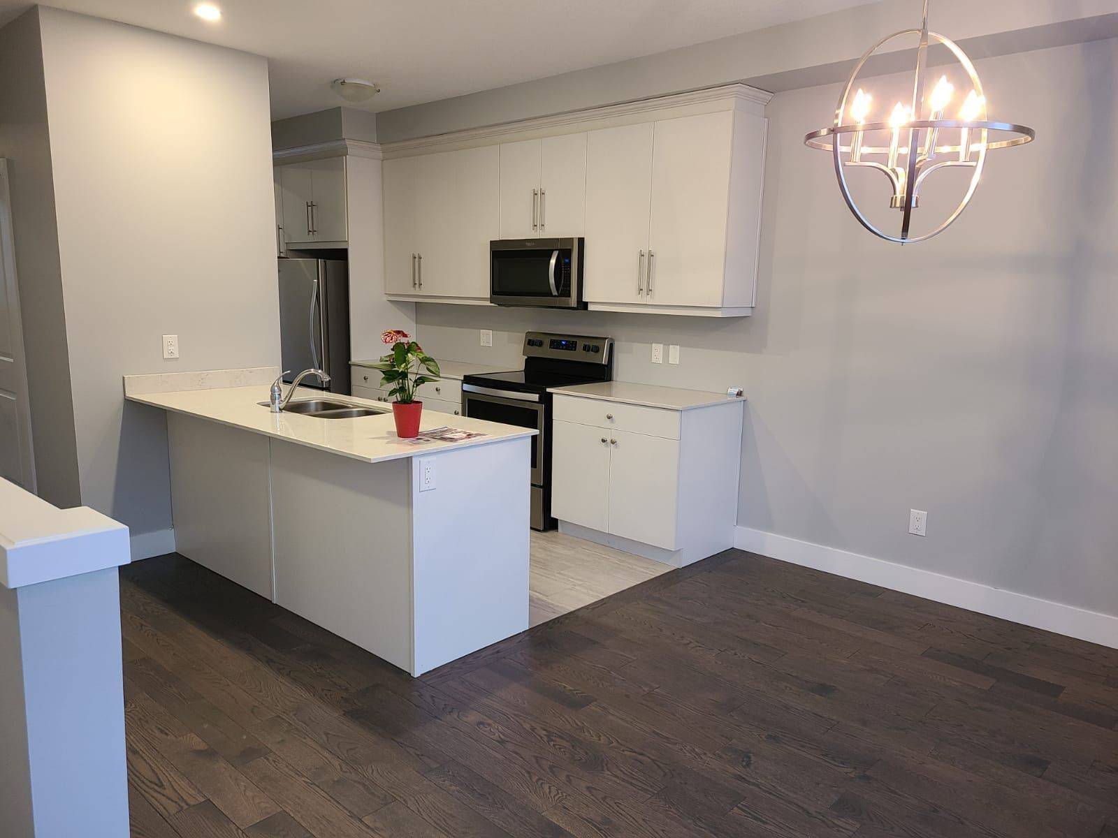 London South, ON N6M 0H5,2070 Meadowgate BLVD #51