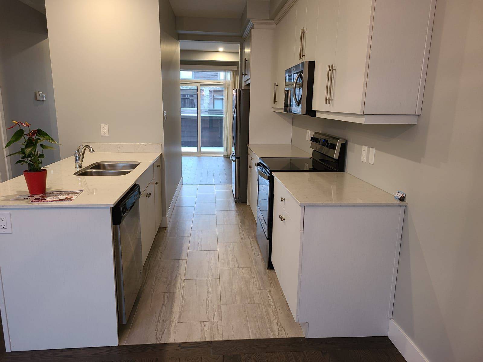 London South, ON N6M 0H5,2070 Meadowgate BLVD #51