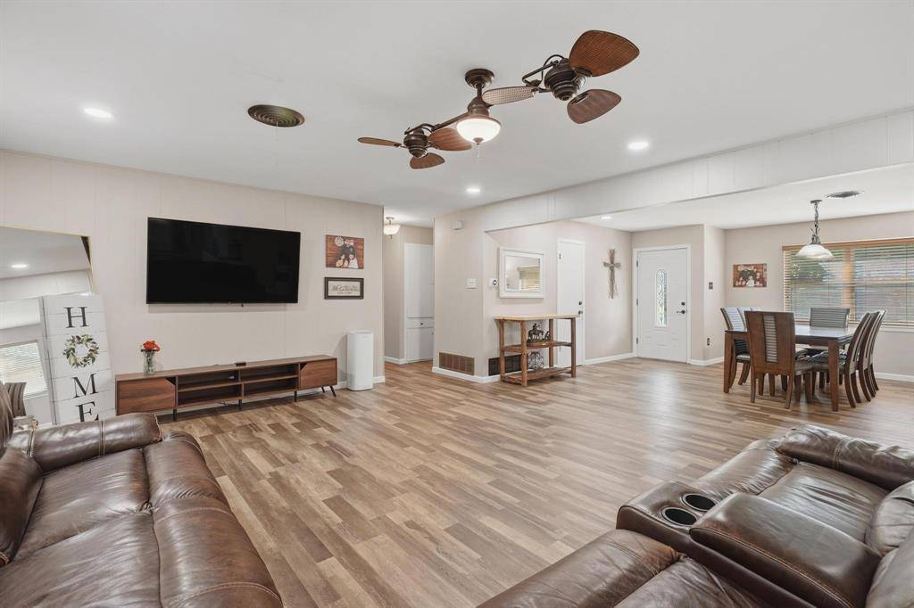 Clyde, TX 79510,513 Ridgeway Street