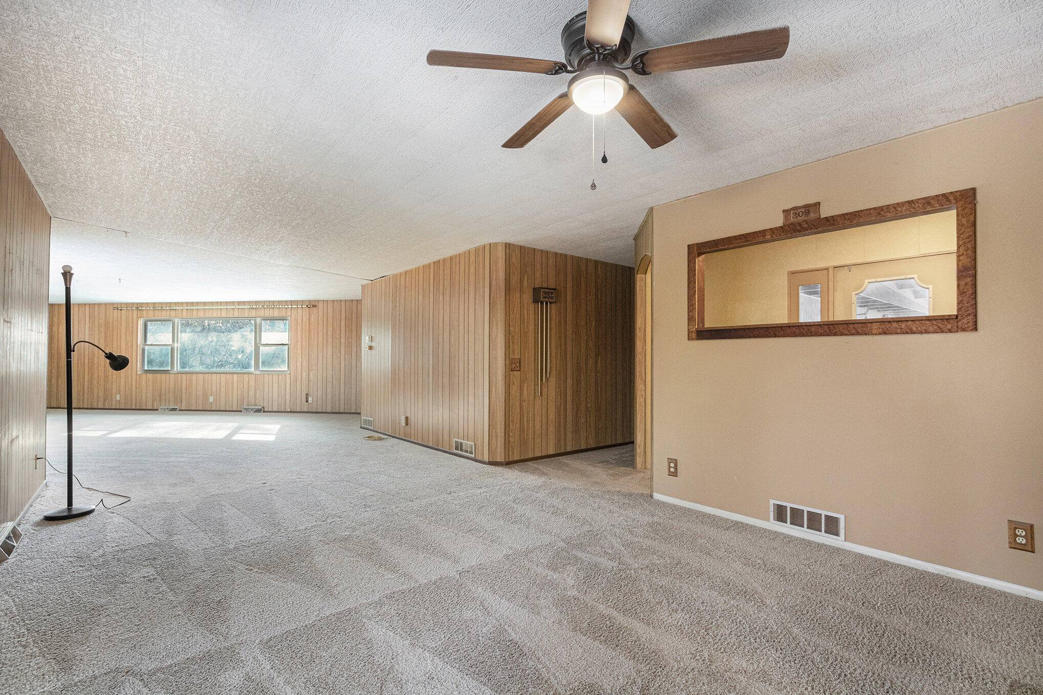 Niles, MI 49120,209 N Philip RD