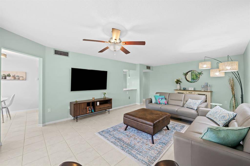 Hollywood, FL 33020,1470 Sheridan St #16C