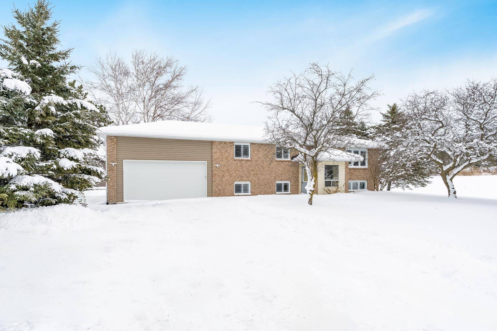 Essa, ON L0L 1L0,5349 6th Line