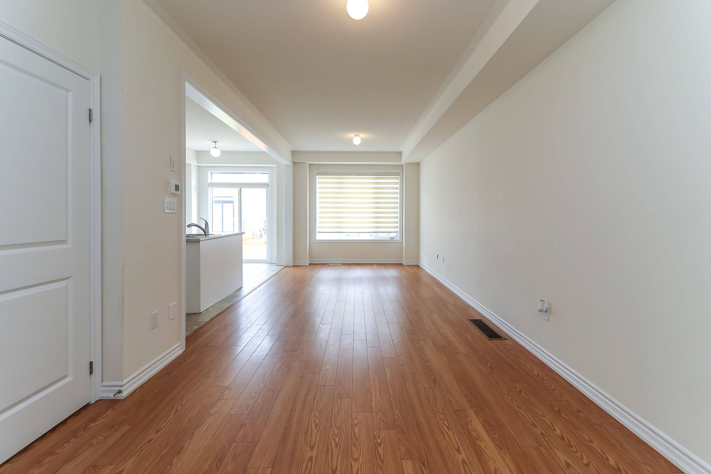 Barrie, ON L9J 0W7,6 Durham AVE