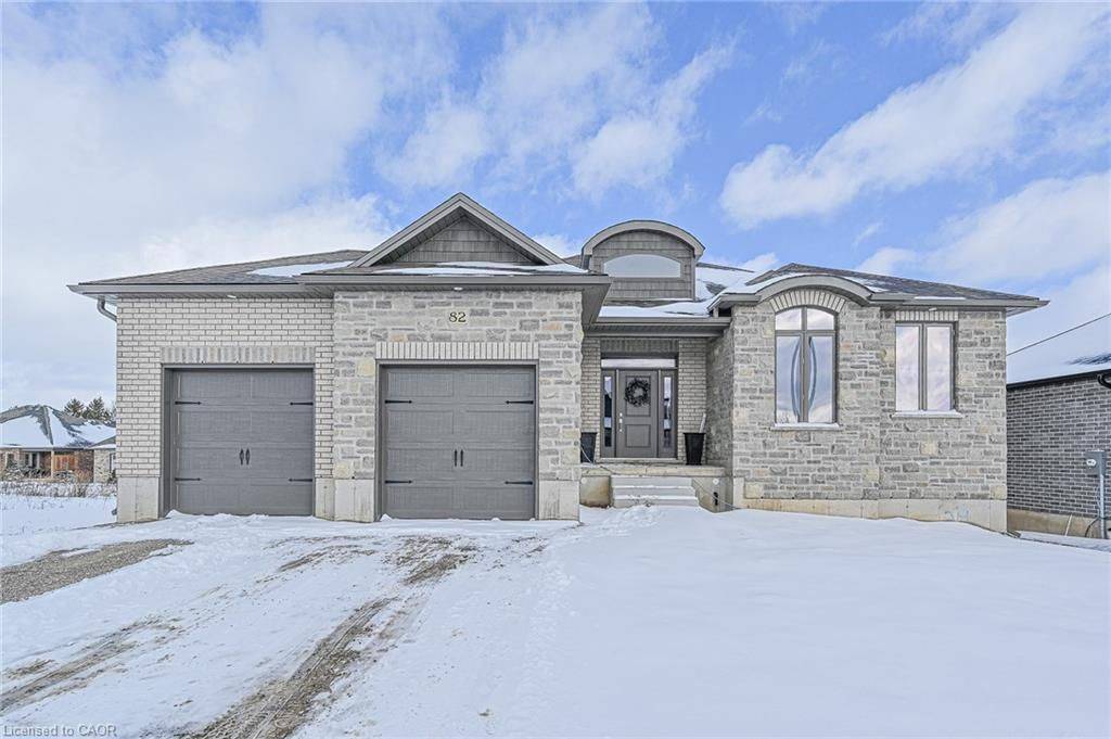 Perth East, ON N0K 1M0,43 Coulter ST