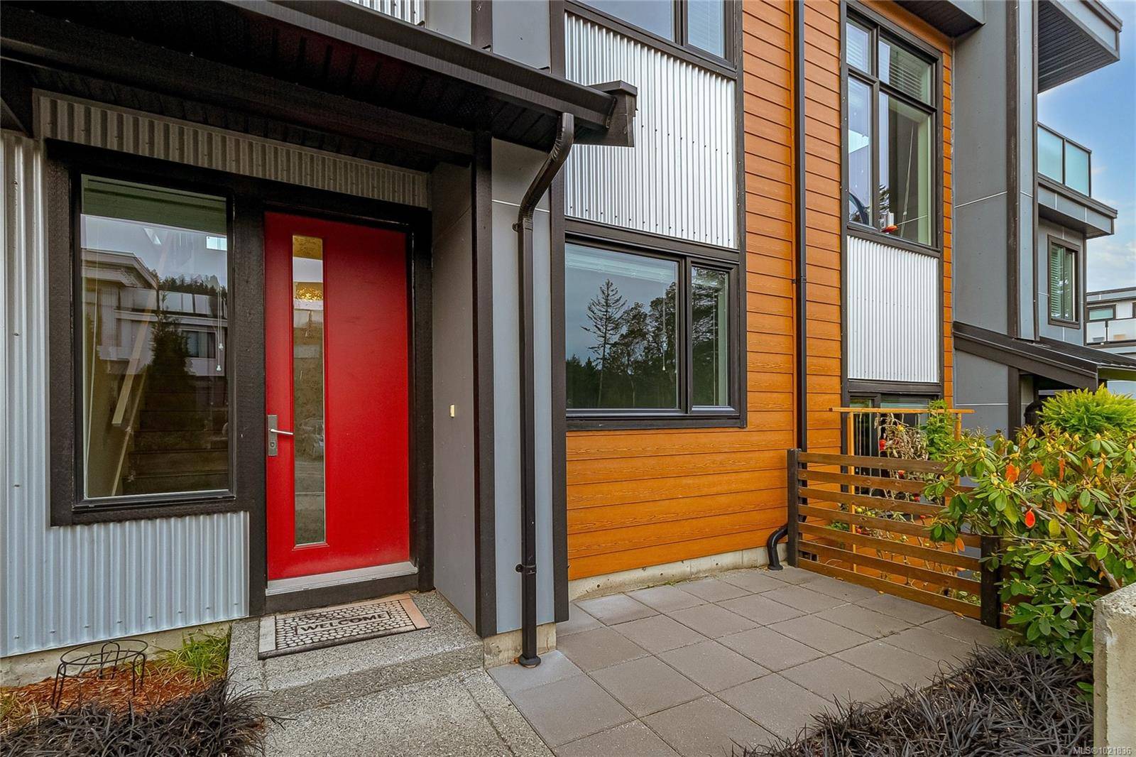 Langford, BC V9B 0T7,1201 Nova Crt #113