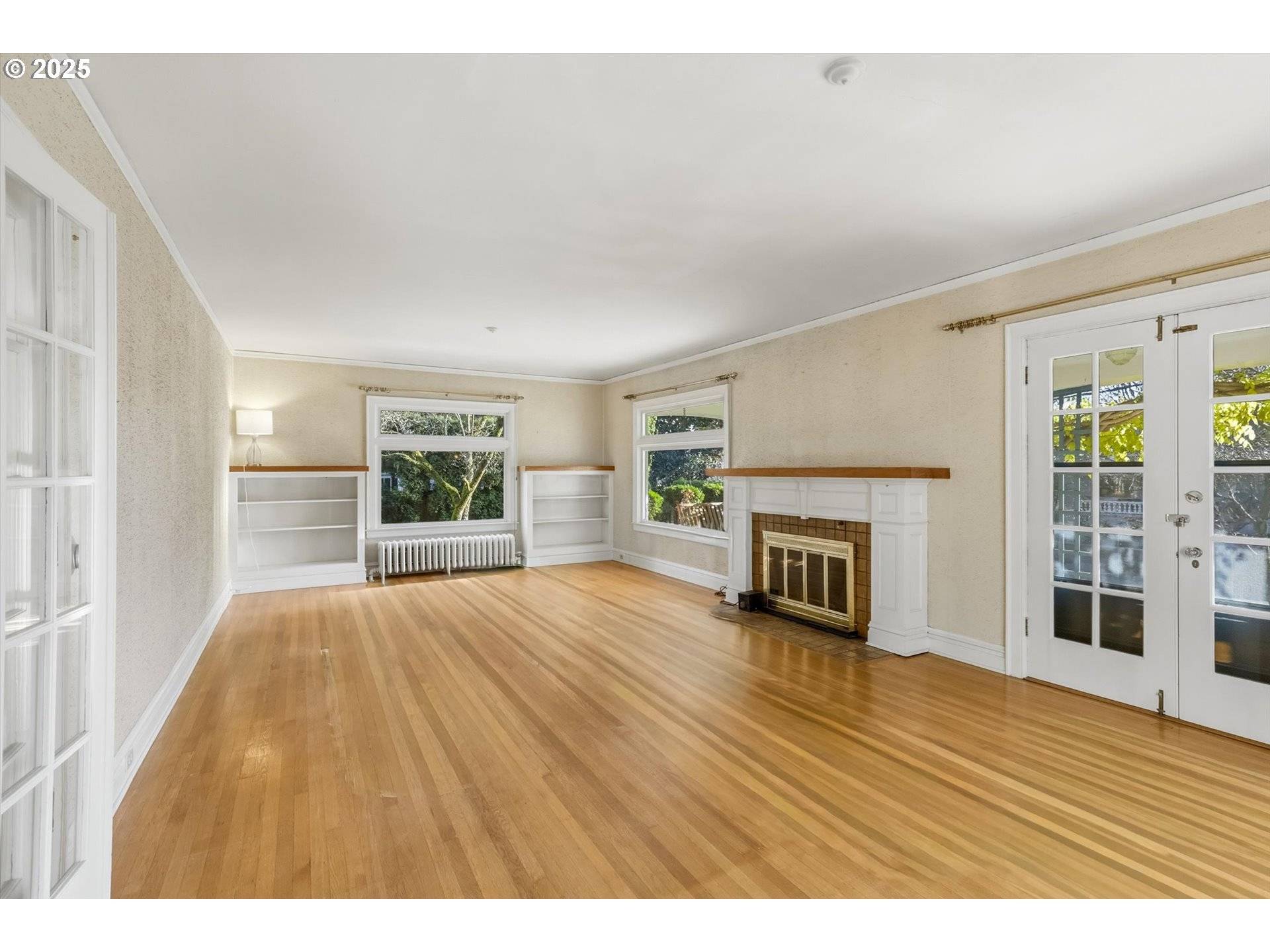 Portland, OR 97232,3709 NE COUCH ST