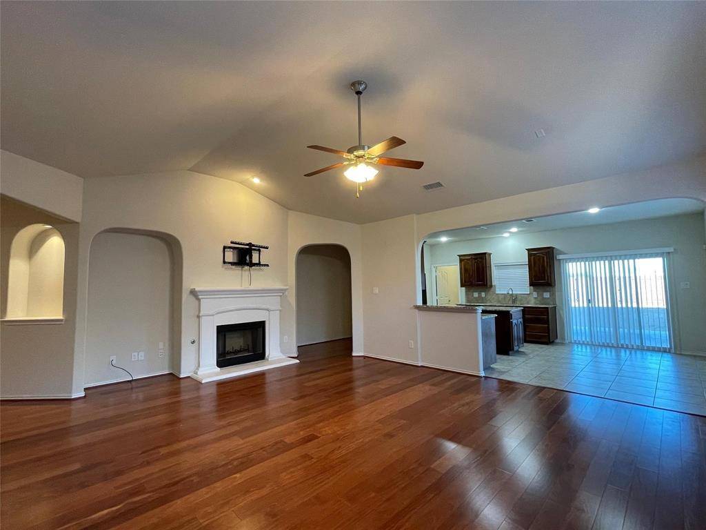 Fort Worth, TX 76179,1236 Woodbine Cliff Drive