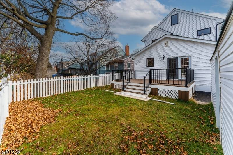 Linden City, NJ 07036,132 Thelma Ter