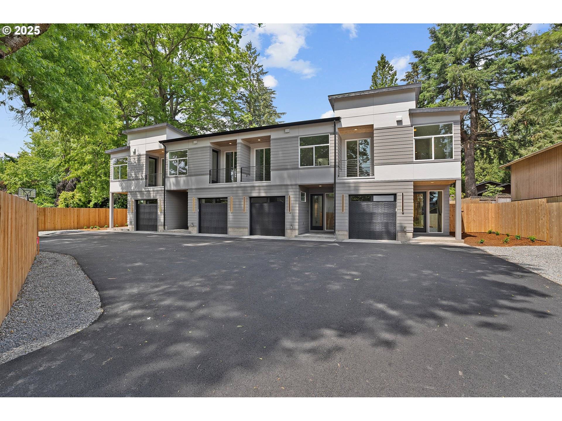 Milwaukie, OR 97222,5069 SE King RD #B