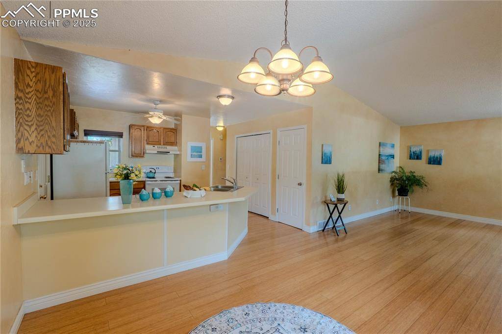 Colorado Springs, CO 80904,961 Columbine AVE