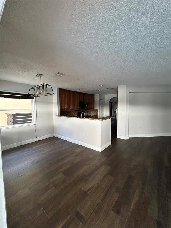 Pembroke Pines, FL 33029,414 SW 205th Ave