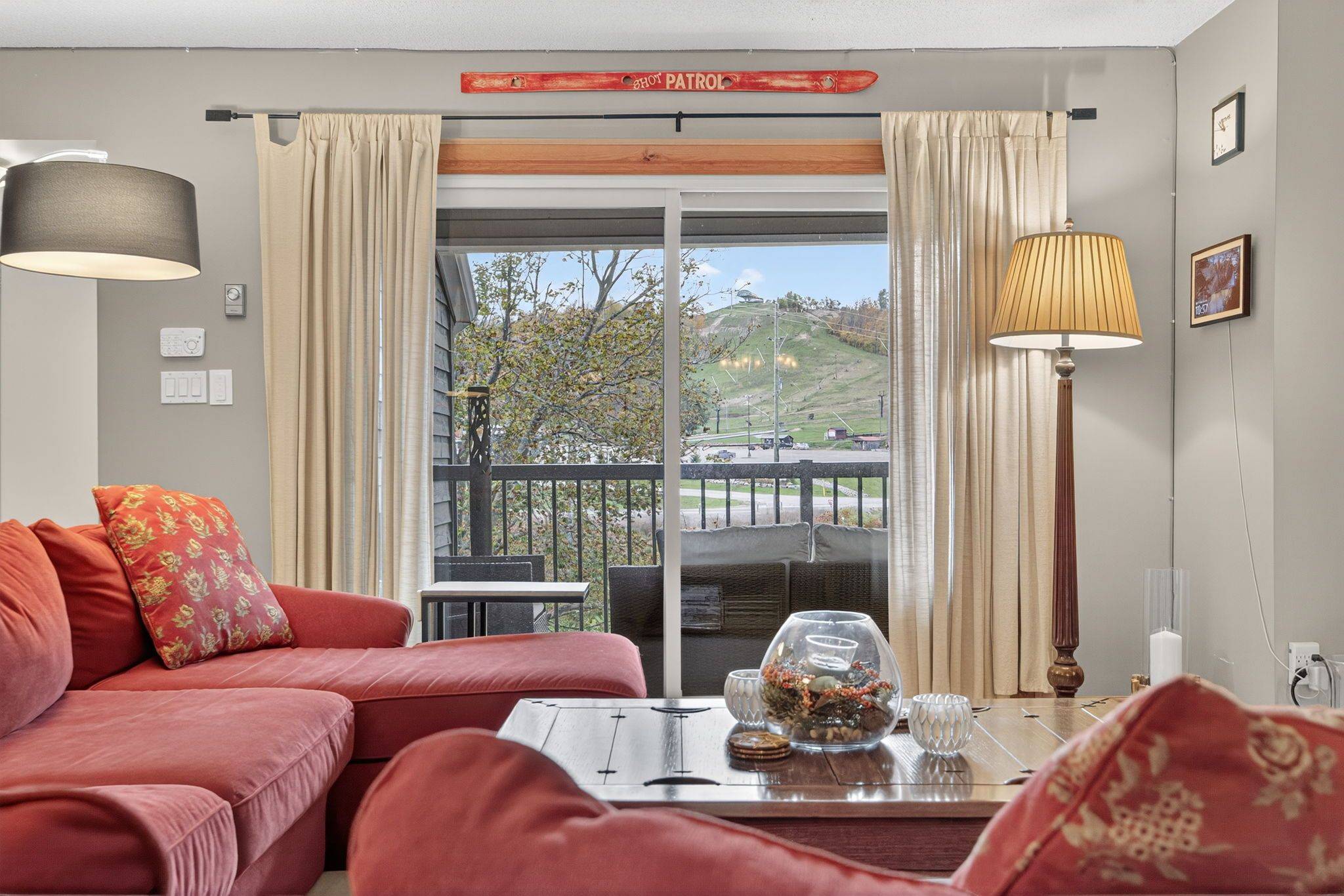 Oro-medonte, ON L4M 4Y8,1102 Horseshoe Valley RD W #312