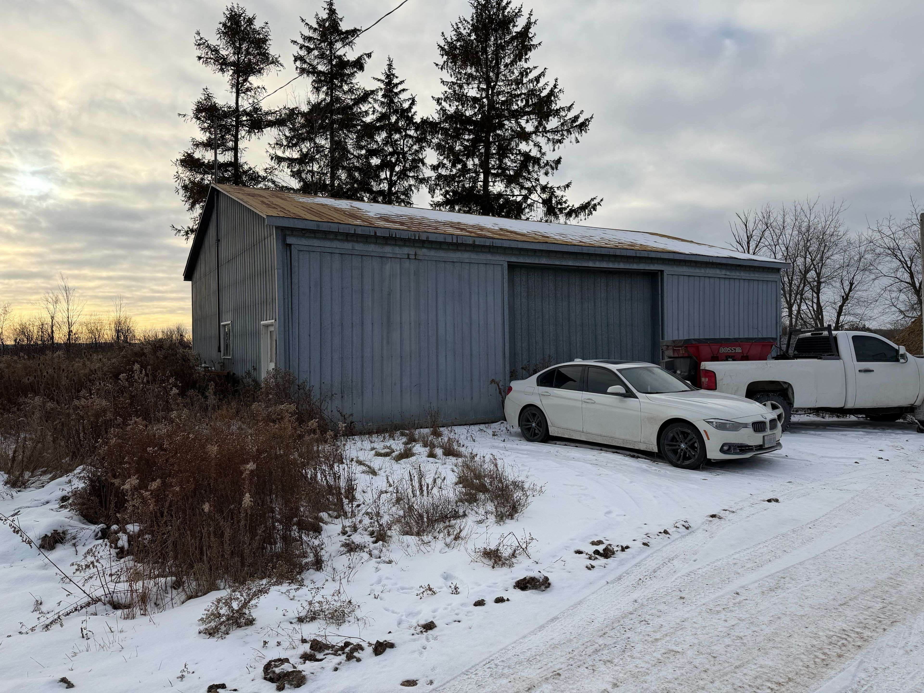 Halton Hills, ON L0P 1E0,13571 Steeles AVE