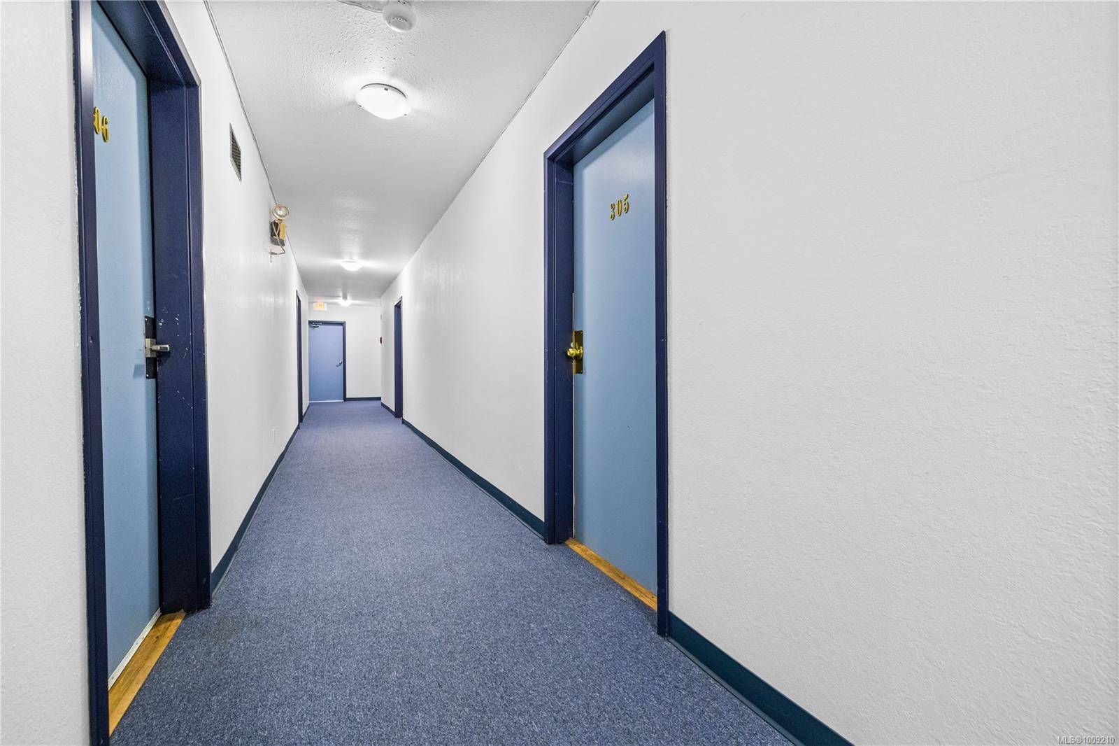 Sayward, BC V0N 1A0,611 Macmillan Dr #305