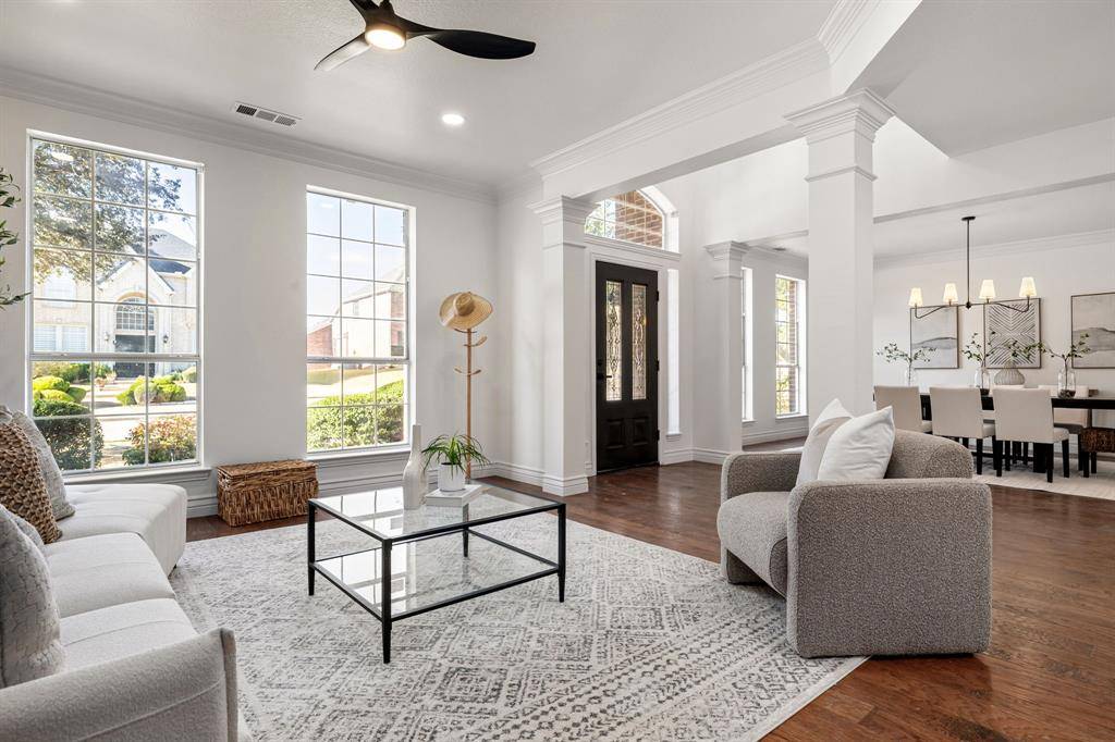 Coppell, TX 75019,696 Hollow Circle