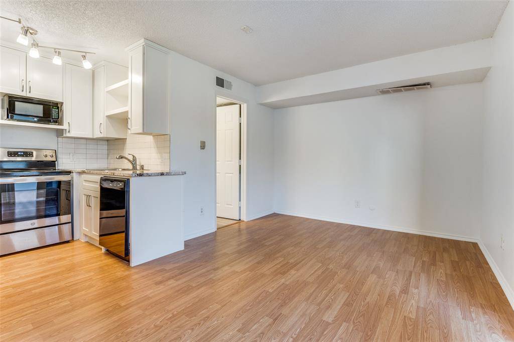 Arlington, TX 76006,2300 Balsam Drive #G302