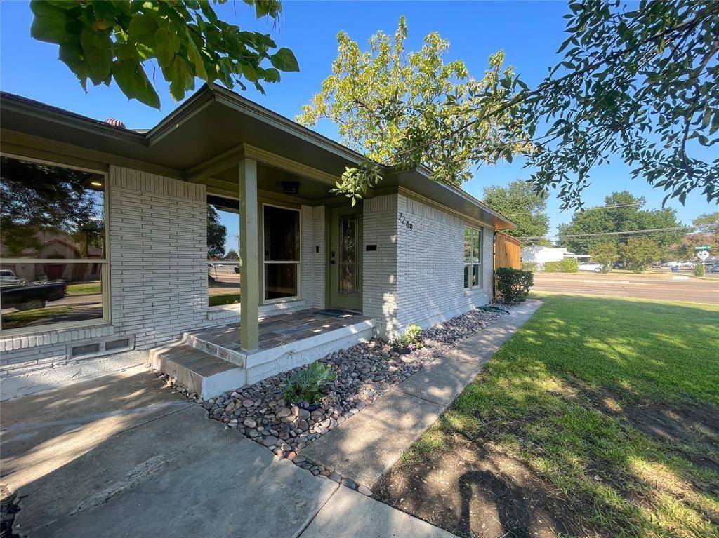Dallas, TX 75228,2249 Larry Drive