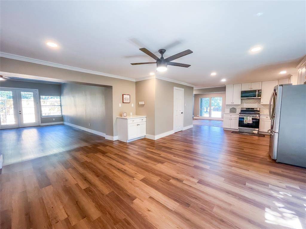 Dallas, TX 75228,2249 Larry Drive