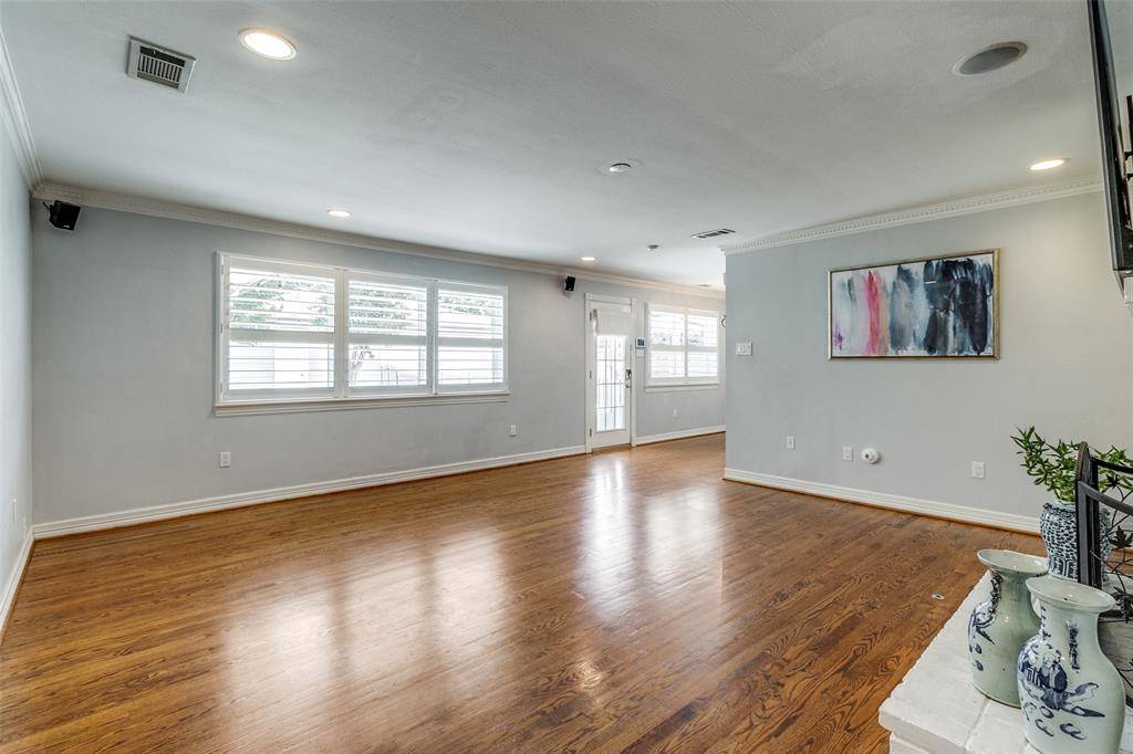 Dallas, TX 75214,6314 Woodcrest Lane