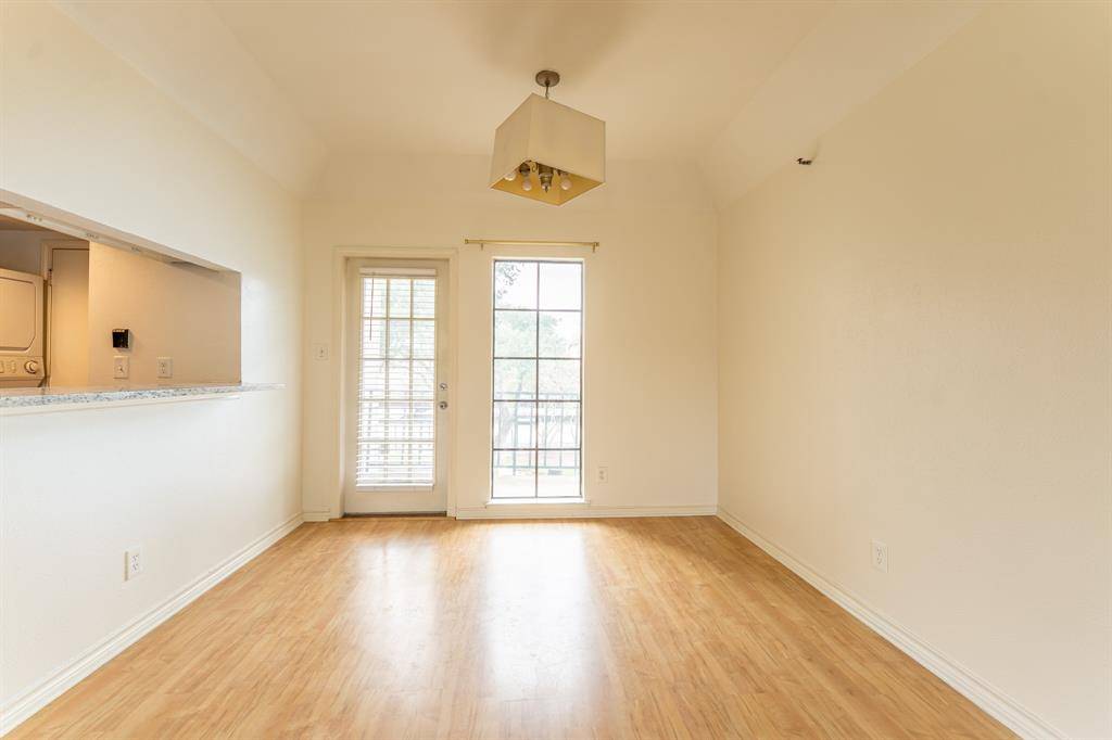 Dallas, TX 75204,3105 san jacinto Street #210