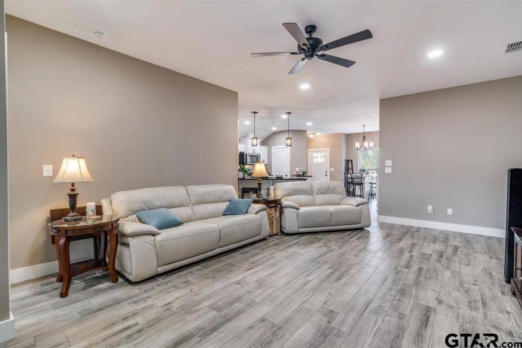 Lindale, TX 75771,17409 Crossing Circle